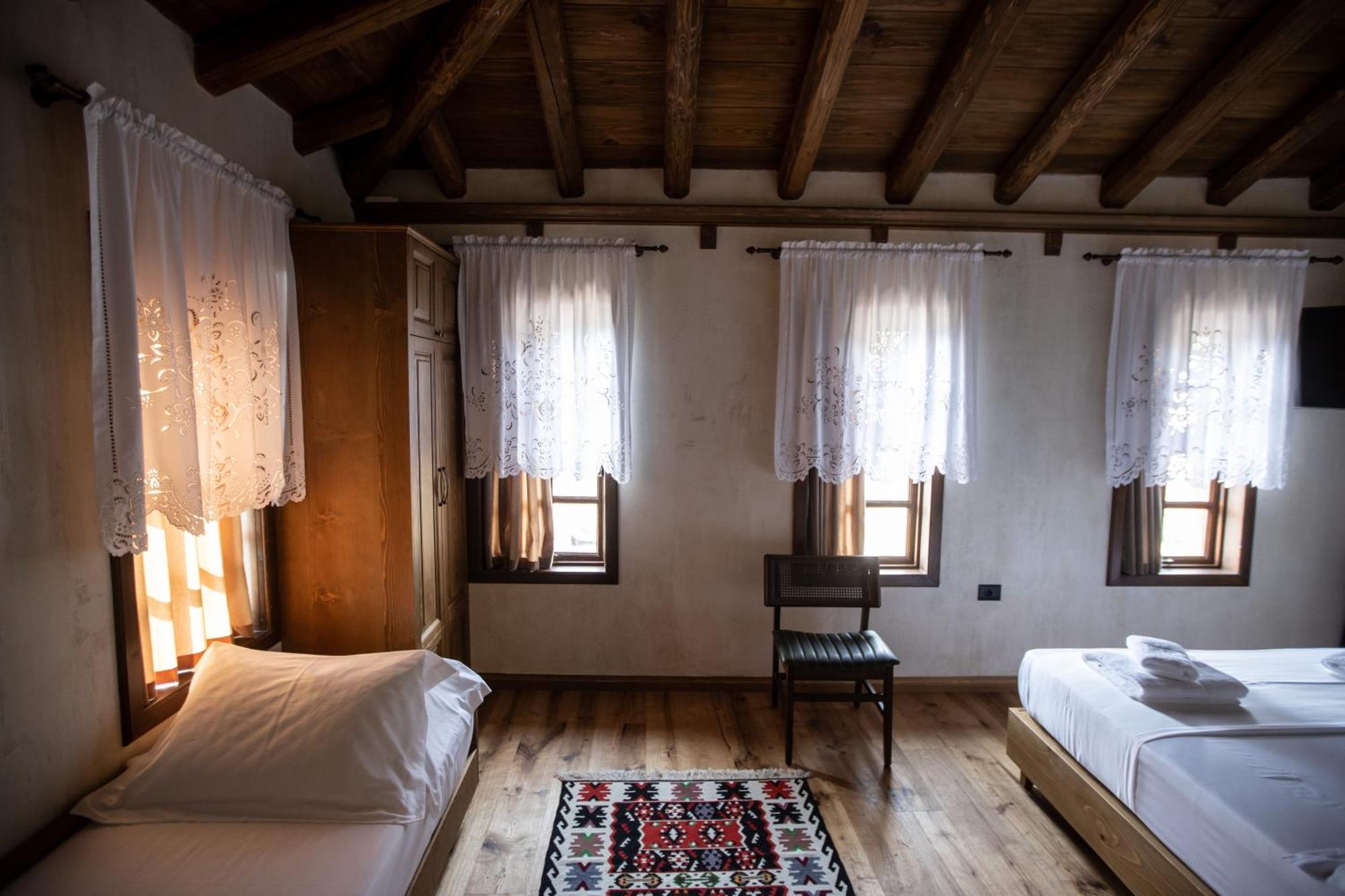 Vista Boutique Hotel Berat Buitenkant foto
