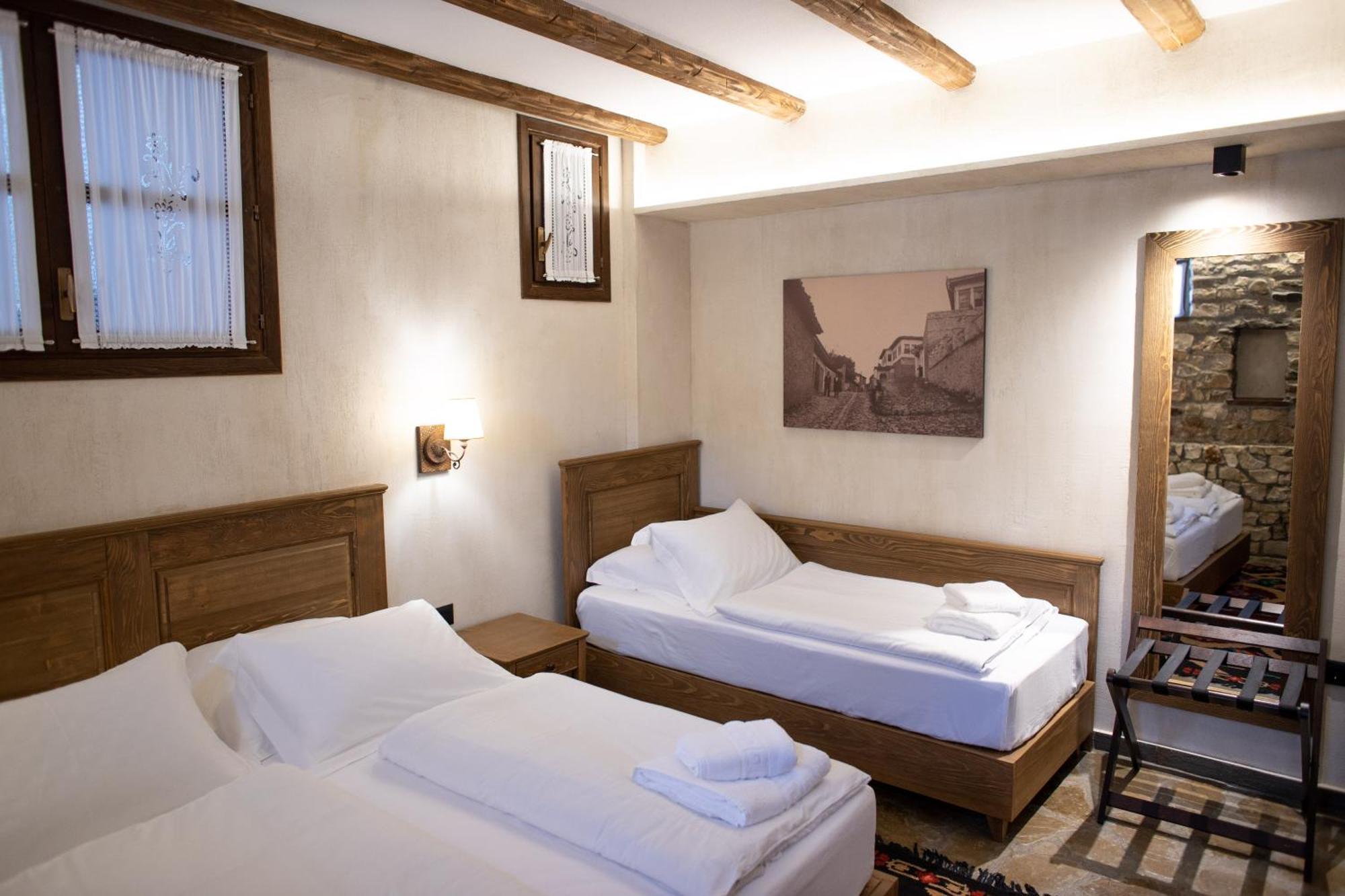 Vista Boutique Hotel Berat Buitenkant foto