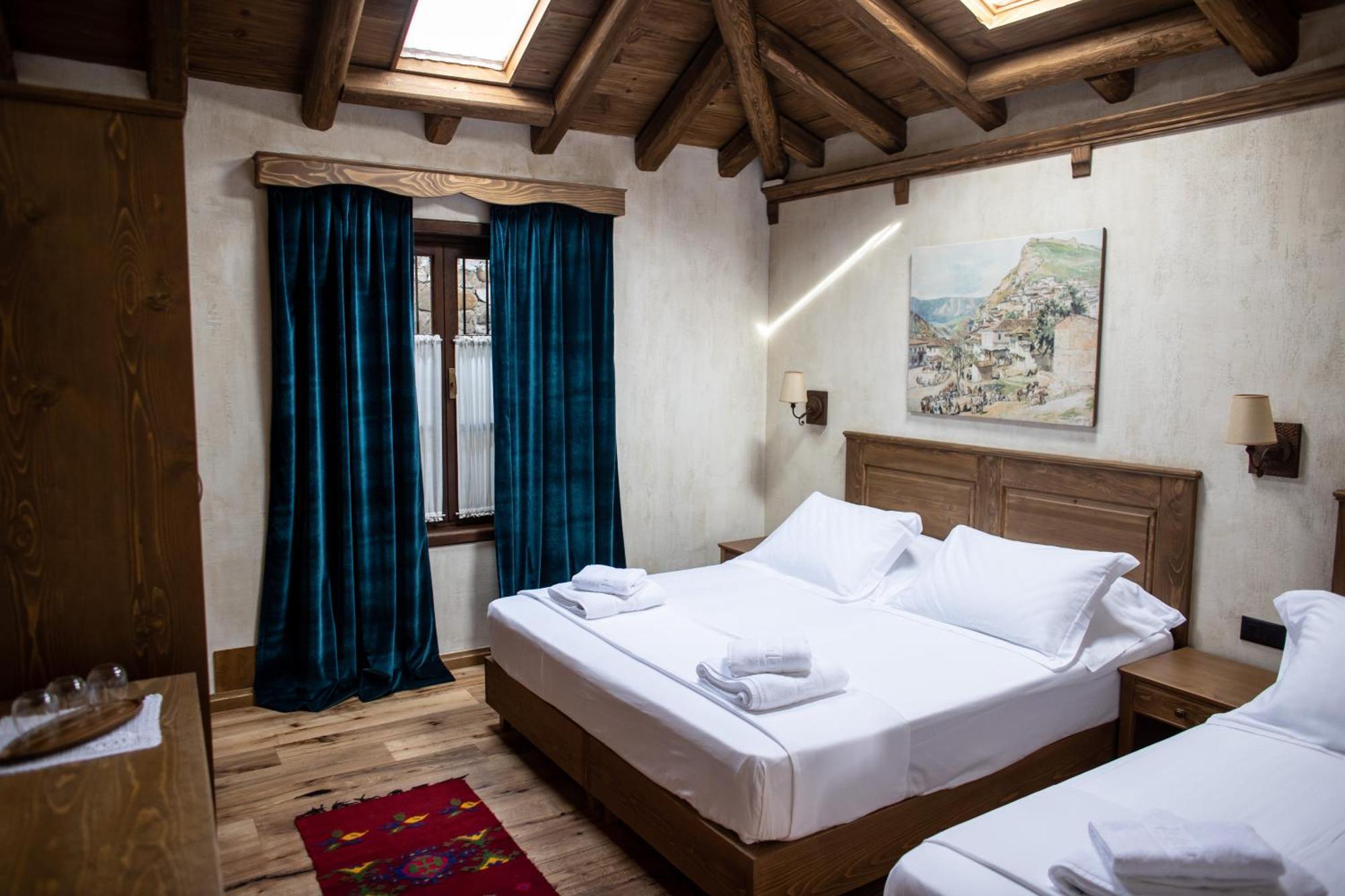 Vista Boutique Hotel Berat Buitenkant foto