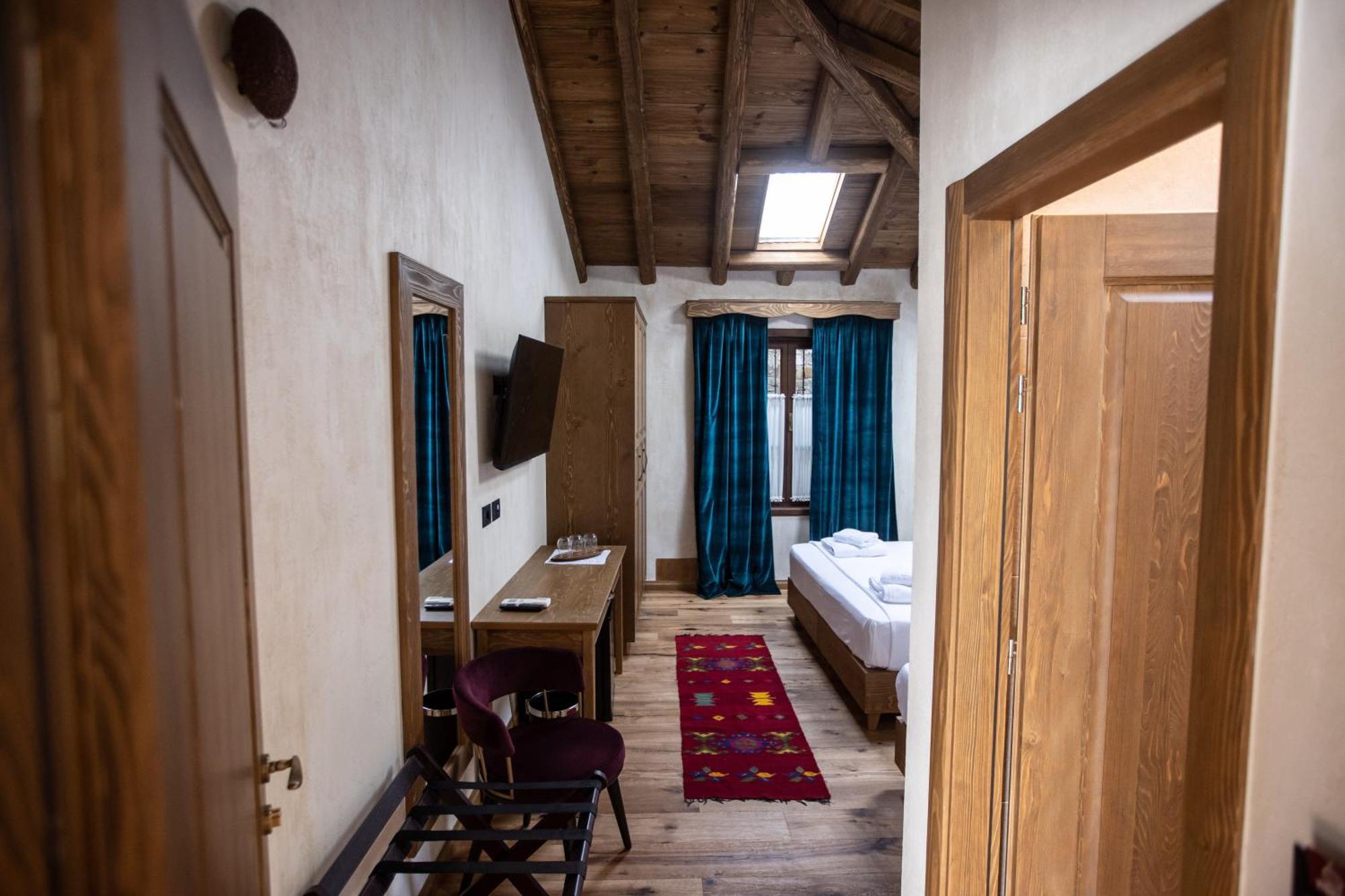 Vista Boutique Hotel Berat Buitenkant foto